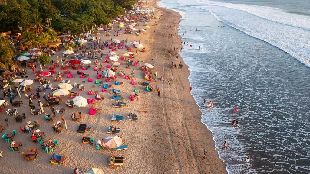 Wisata Pantai Kuta